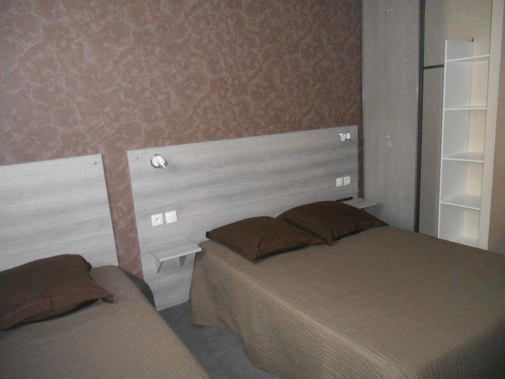 Hotel La Tente Verte Loon-Plage Oda fotoğraf